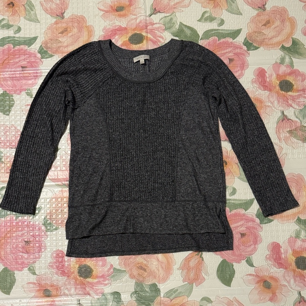 Women’s Anthropologie eri + ali oversized charcoal sweater
